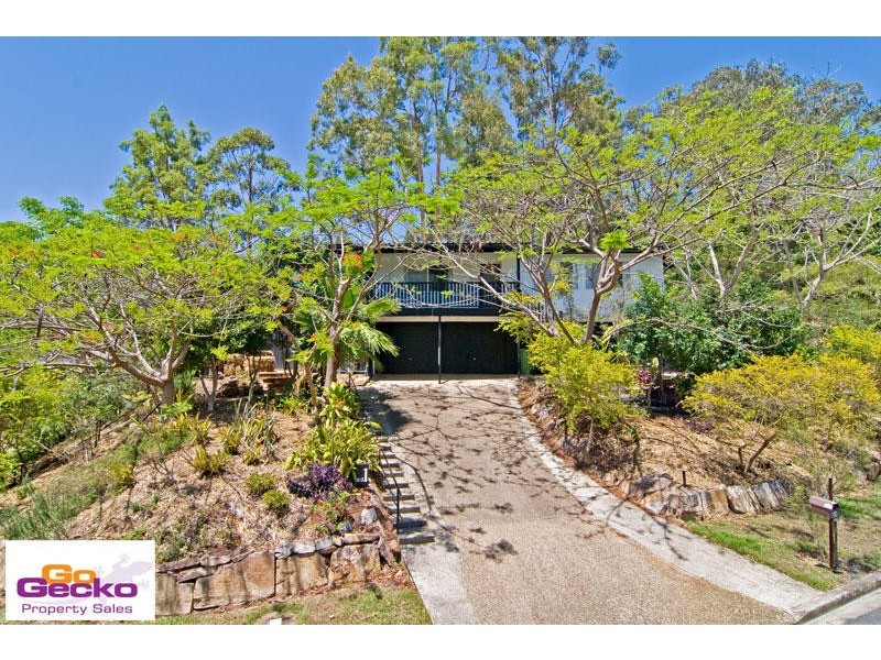 1 Yera Court, Arana Hills QLD 4054