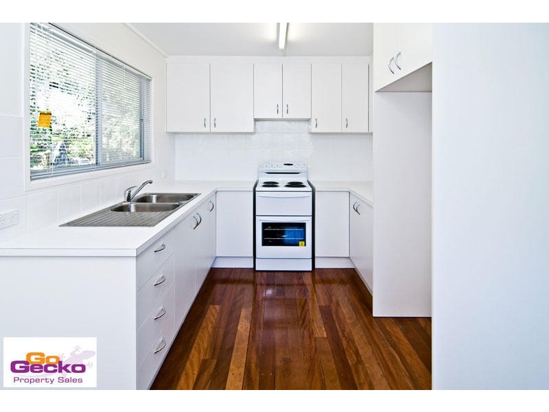 1 Yera Court, Arana Hills QLD 4054