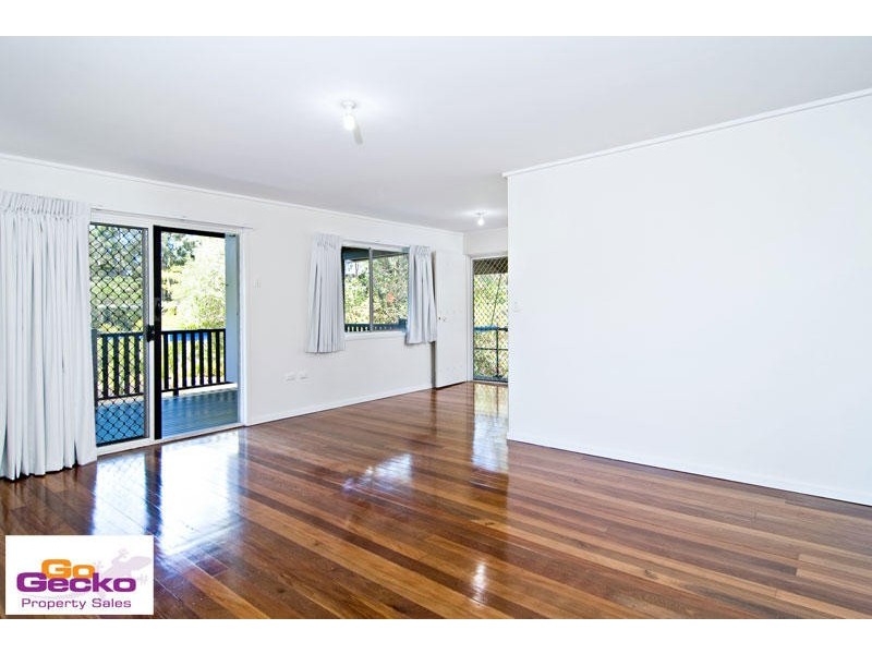 1 Yera Court, Arana Hills QLD 4054