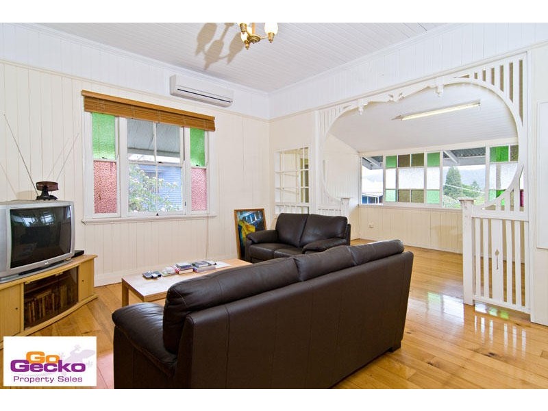 103 Jubilee Terrace, Bardon QLD 4065