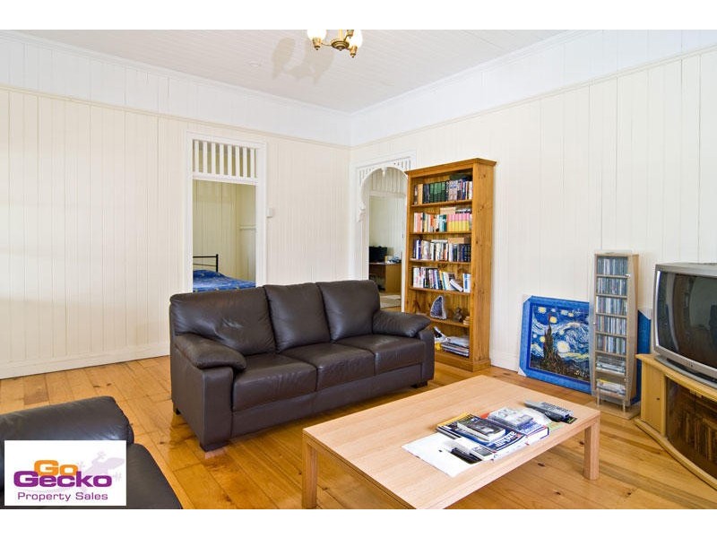 103 Jubilee Terrace, Bardon QLD 4065