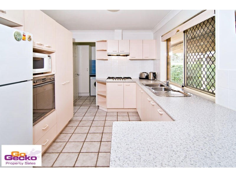 56 Falconglen Place, Ferny Grove QLD 4055