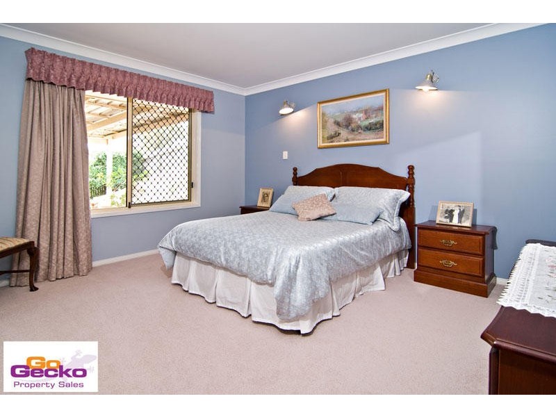 56 Falconglen Place, Ferny Grove QLD 4055