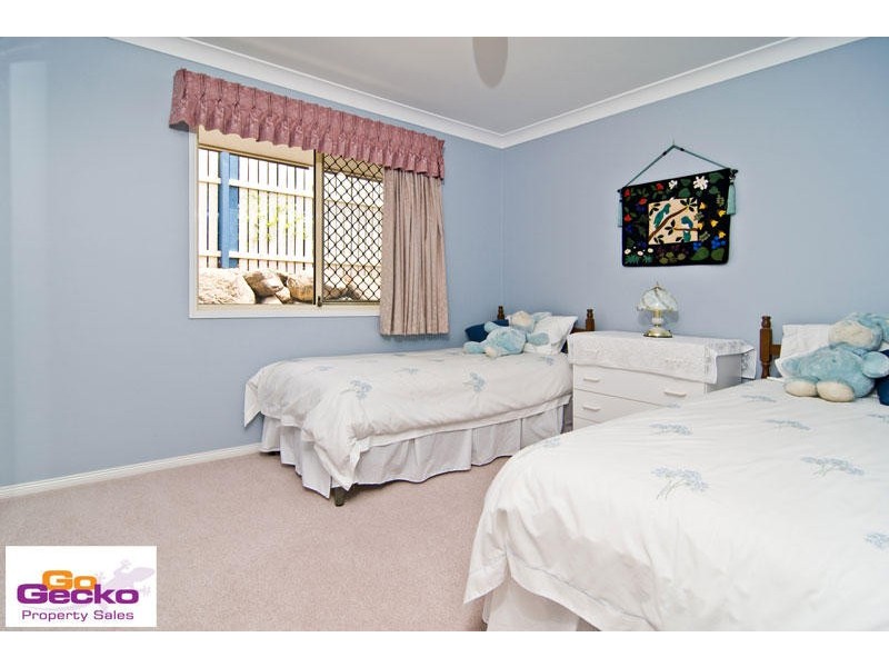 56 Falconglen Place, Ferny Grove QLD 4055