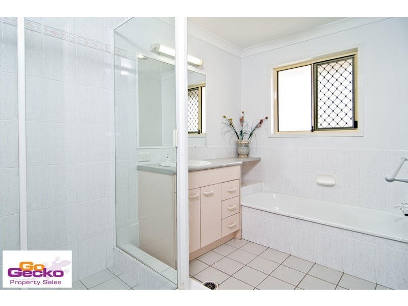 56 Falconglen Place, Ferny Grove QLD 4055