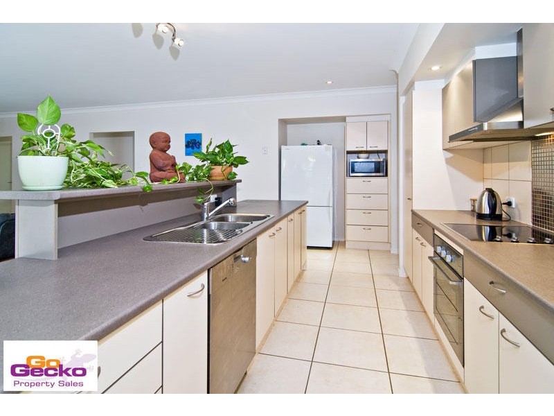 23 Mary Ring Drive, Samford QLD 4520