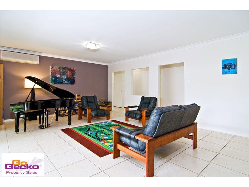 23 Mary Ring Drive, Samford QLD 4520