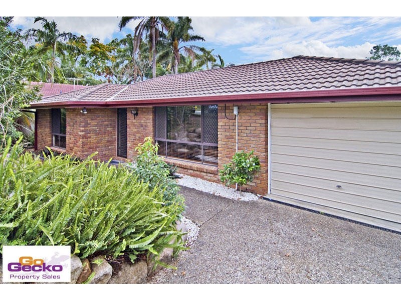 69 Leonarda Drive, Arana Hills QLD 4054