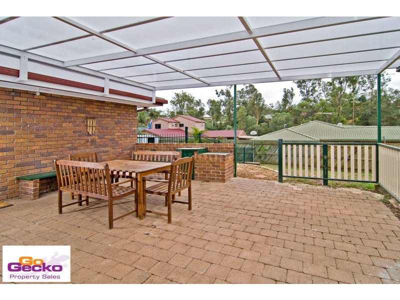 69 Leonarda Drive, Arana Hills QLD 4054