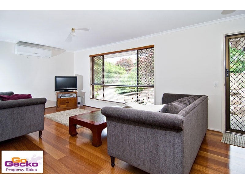69 Leonarda Drive, Arana Hills QLD 4054