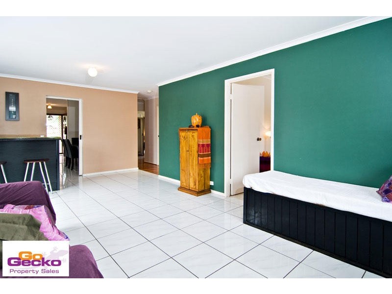 69 Leonarda Drive, Arana Hills QLD 4054