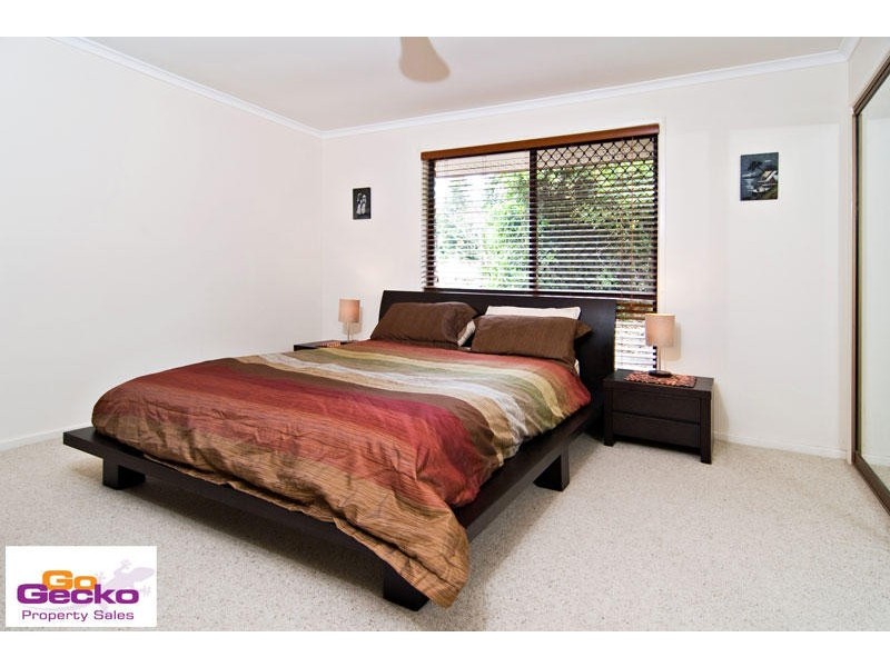 69 Leonarda Drive, Arana Hills QLD 4054