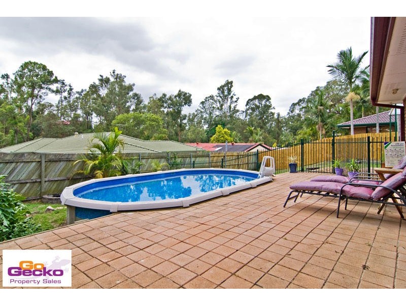 69 Leonarda Drive, Arana Hills QLD 4054