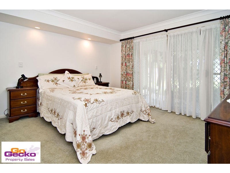 172 Blackwood Street, Mitchelton QLD 4053