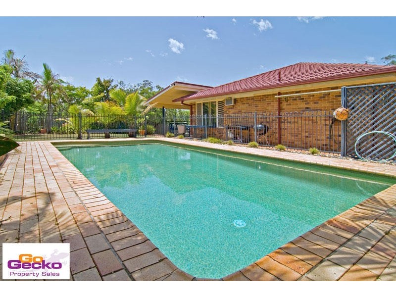 273 Upper Kedron Road, Ferny Grove QLD 4055