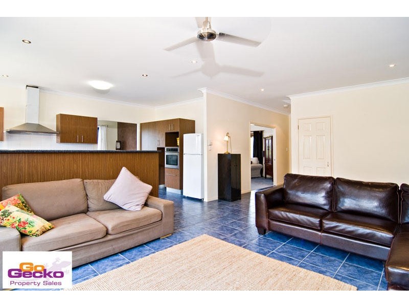 9 Copeton Court, Albany Creek QLD 4035