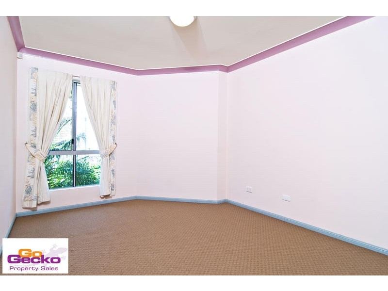29 Redford Crescent, Mcdowall QLD 4053