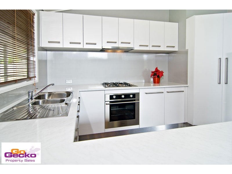 23 Patricks Road, Arana Hills QLD 4054