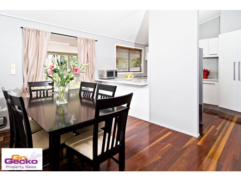 23 Patricks Road, Arana Hills QLD 4054