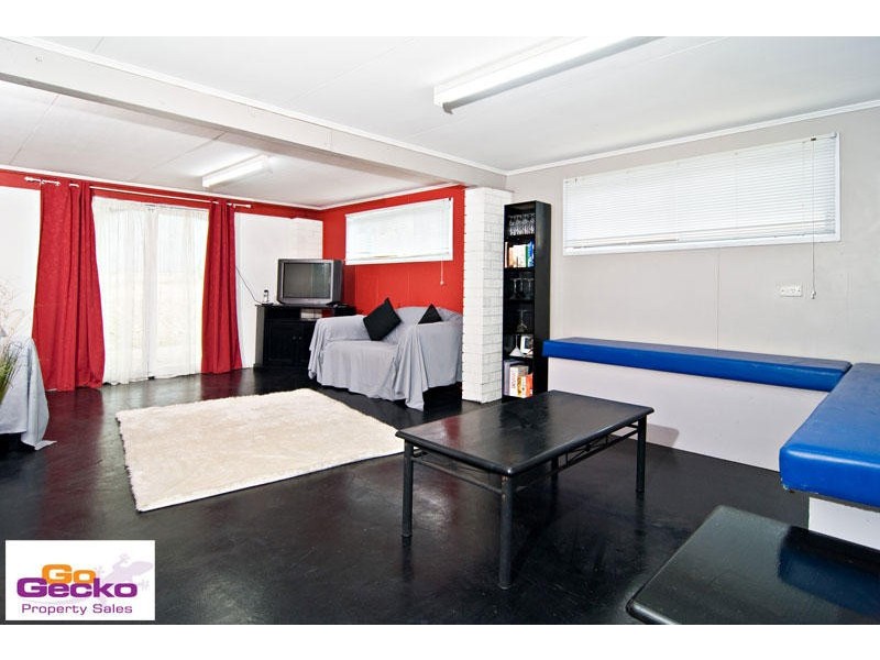 23 Patricks Road, Arana Hills QLD 4054