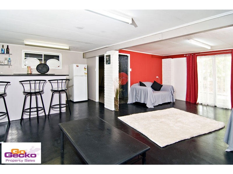 23 Patricks Road, Arana Hills QLD 4054