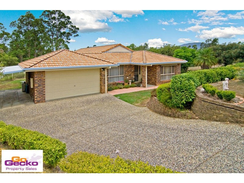 2 Satinwood Drive, Samford QLD 4520