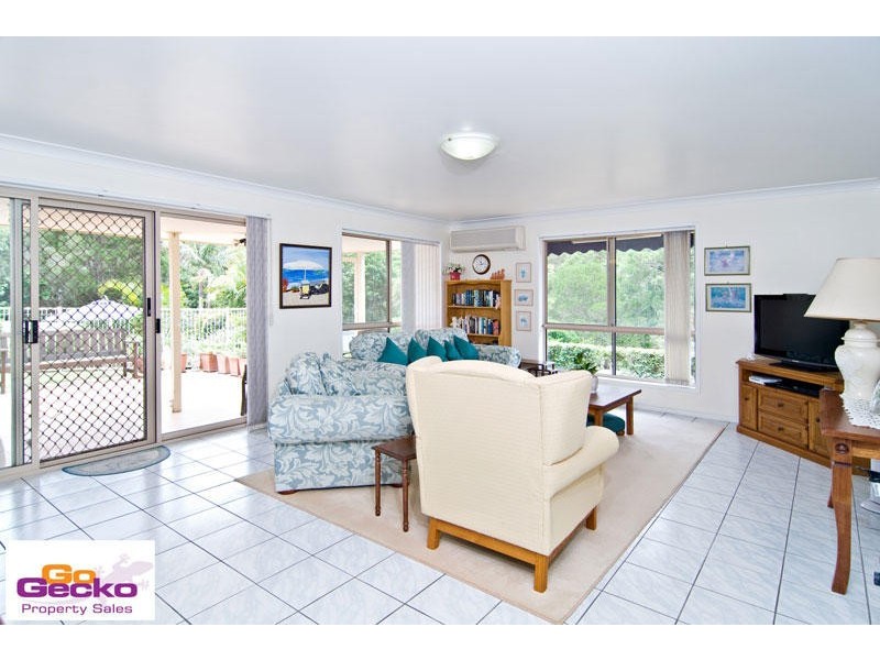 2 Satinwood Drive, Samford QLD 4520