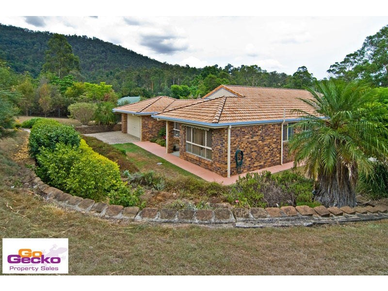 2 Satinwood Drive, Samford QLD 4520
