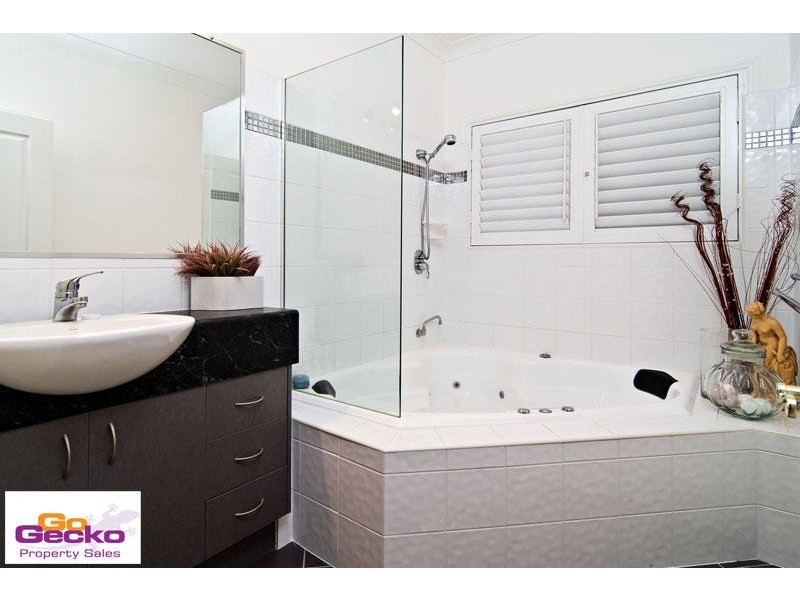 3/976 Samford Road, Keperra QLD 4054