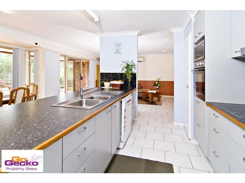 13 Weston Drive, Bunya QLD 4055