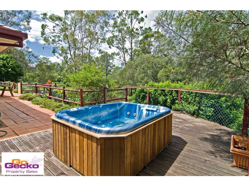 13 Weston Drive, Bunya QLD 4055