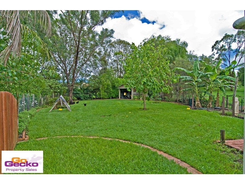 13 Weston Drive, Bunya QLD 4055