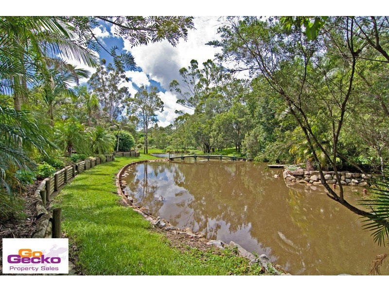 13 Weston Drive, Bunya QLD 4055
