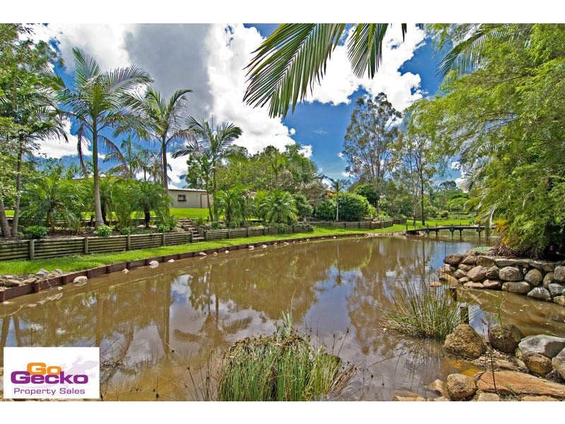 13 Weston Drive, Bunya QLD 4055