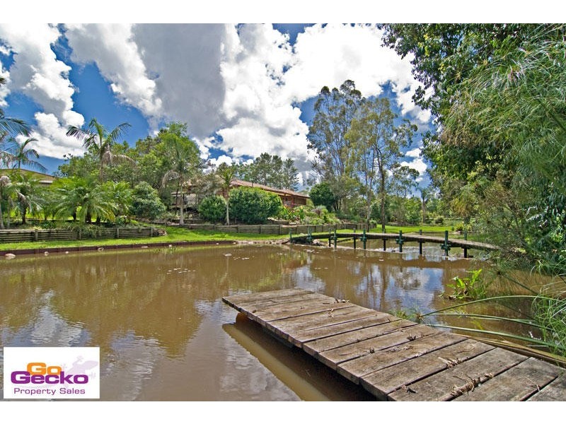 13 Weston Drive, Bunya QLD 4055