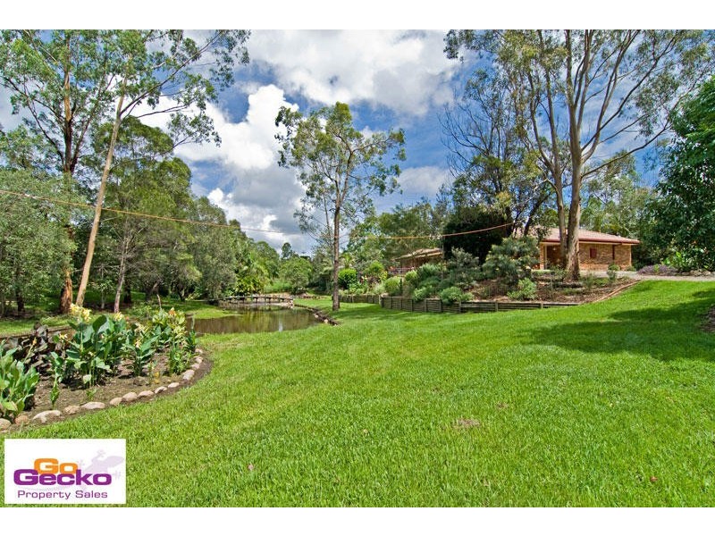 13 Weston Drive, Bunya QLD 4055
