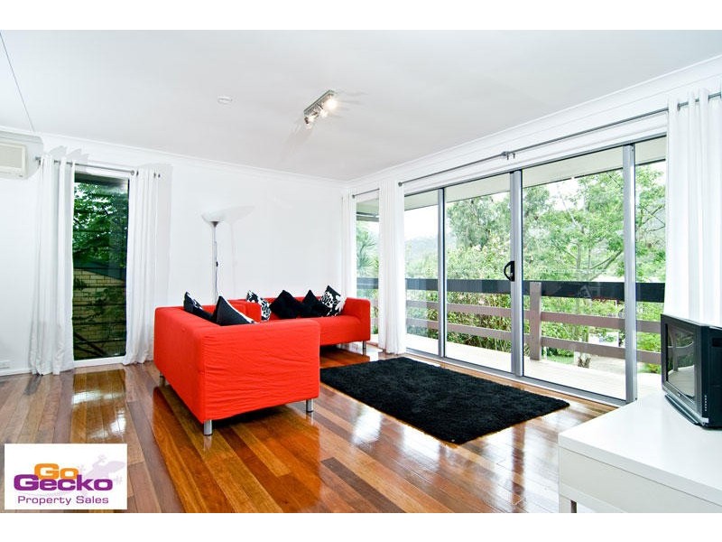 9 Glen Road, The Gap QLD 4061