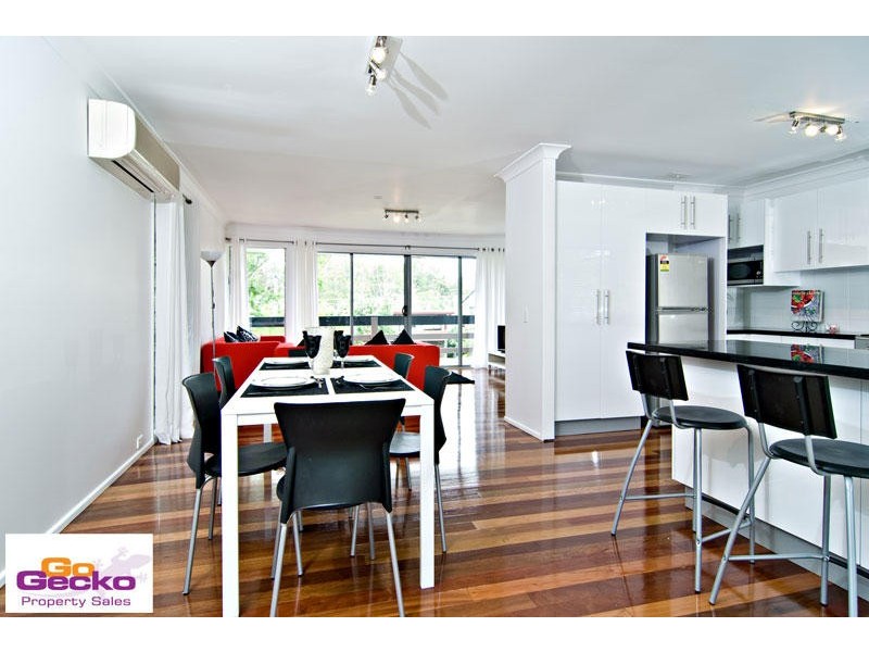 9 Glen Road, The Gap QLD 4061