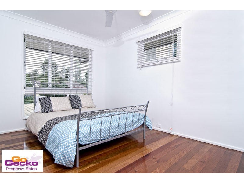 9 Glen Road, The Gap QLD 4061