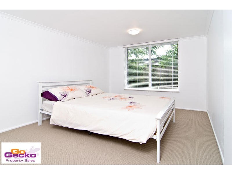 9 Glen Road, The Gap QLD 4061