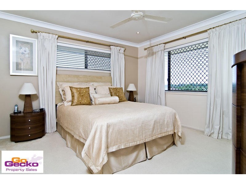 14 Cosby Place, Mcdowall QLD 4053