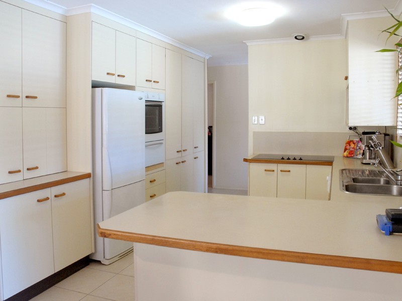 11 Lislane Street, Ferny Grove QLD 4055