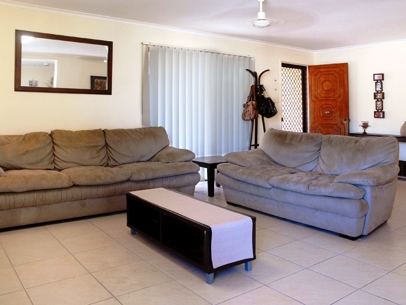 11 Lislane Street, Ferny Grove QLD 4055