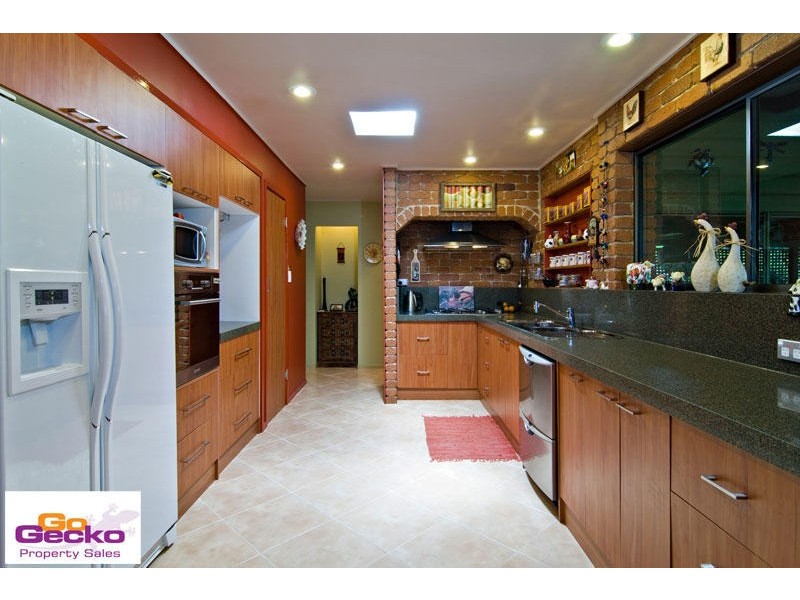 14 Ingrid Street, Samford QLD 4520