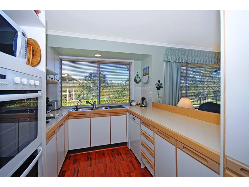 15 Valray Place, Samford QLD 4520