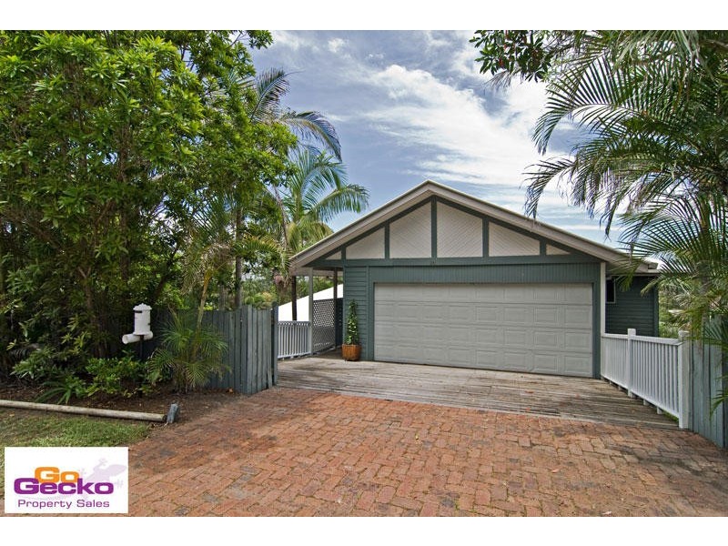 261 Bunya Road, Arana Hills QLD 4054