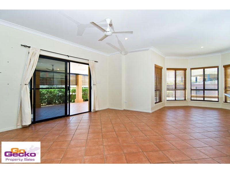 150 Streisand Drive, Mcdowall QLD 4053