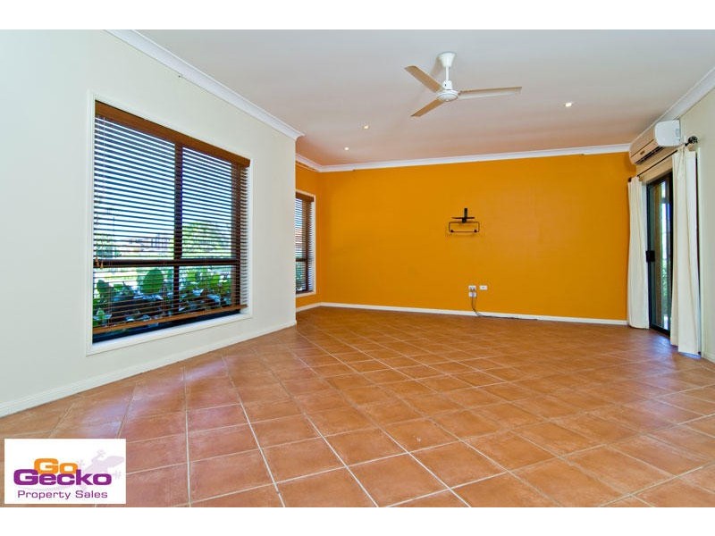 150 Streisand Drive, Mcdowall QLD 4053