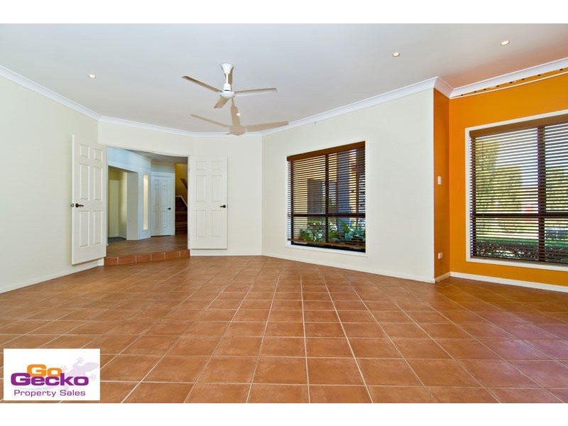 150 Streisand Drive, Mcdowall QLD 4053