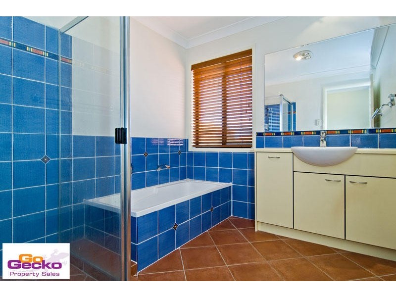 150 Streisand Drive, Mcdowall QLD 4053